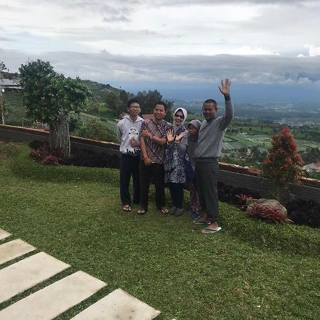 De Villa Cetho Karanganyar  Extérieur photo